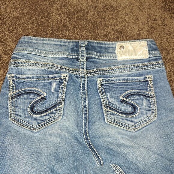 Silver SUKI 17" Distressed With Embroidered Pockets Western Glove Works Jeans - Picture 12 of 12